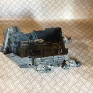 Alkatrész garázs - VW SEAT SKODA bontott, gyári új, új utángyártott alkatrészek